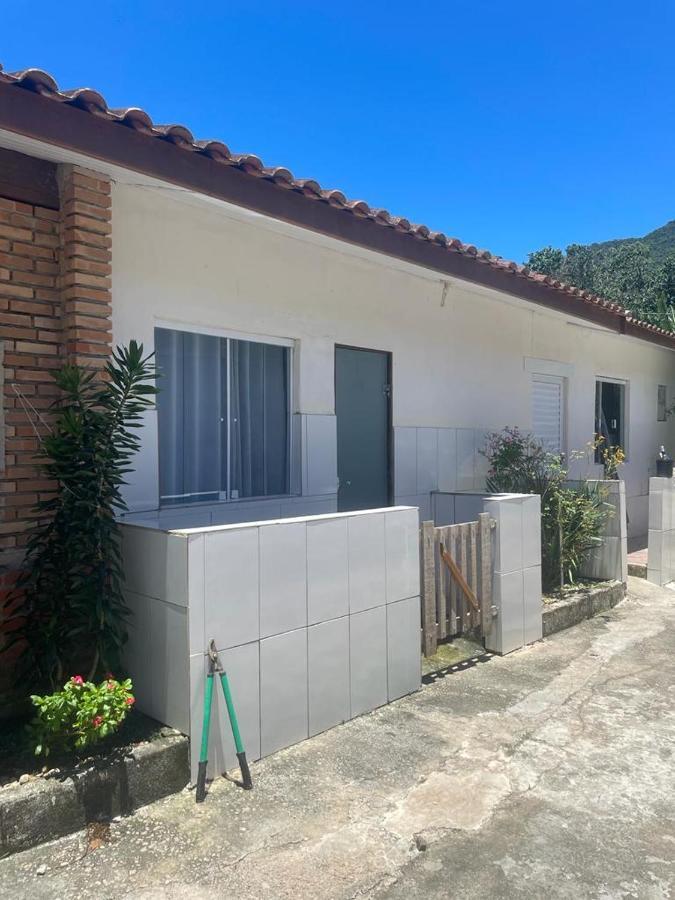 Suites Lesther Ubatuba Eksteriør bilde